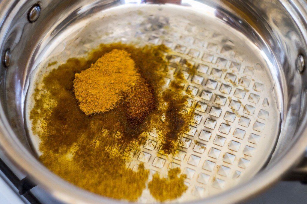 Пирожки из слоеного теста