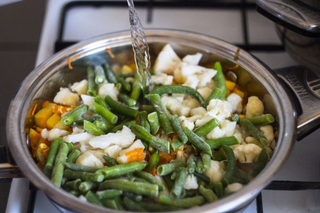 Пирожки из слоеного теста