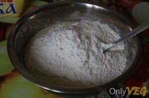 пирог с клубникой