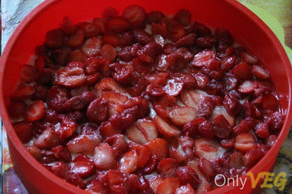 Пирог с клубникой пошаговый рецепт с фото