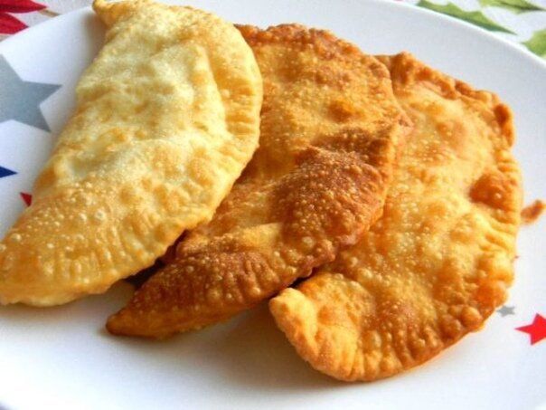 Чебуреки с картошкой и сыром
