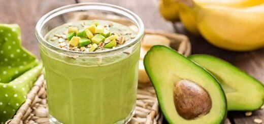 Витаминный коктейль с авокадо