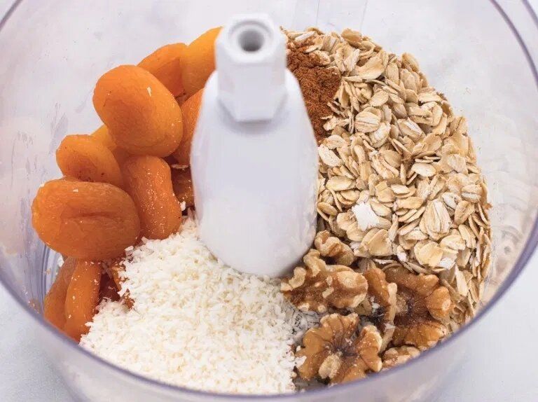 Энергетические шарики с курагой