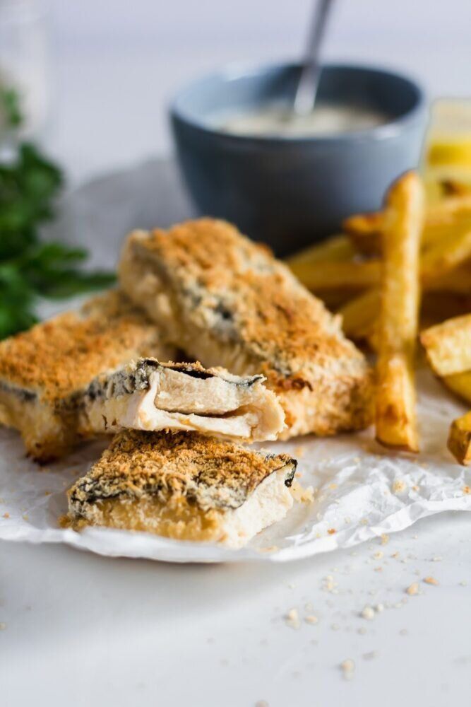 Тофиш и чипсы с соусом тар-тар