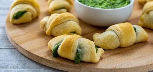 Рогалики со шпинатом