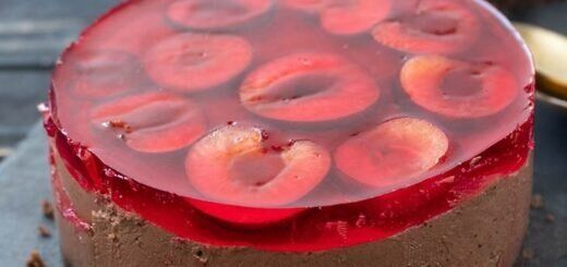 Шоколадно-вишневый чизкейк