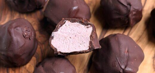 Клубничный чизкейк - конфеты