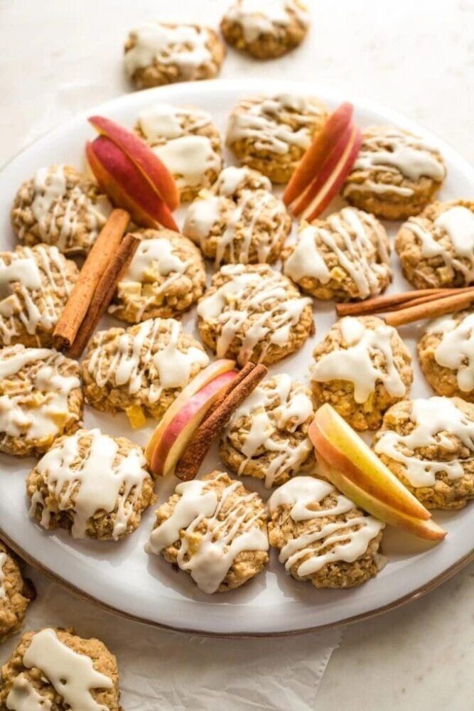 Овсяное печенье с яблоками и корицей