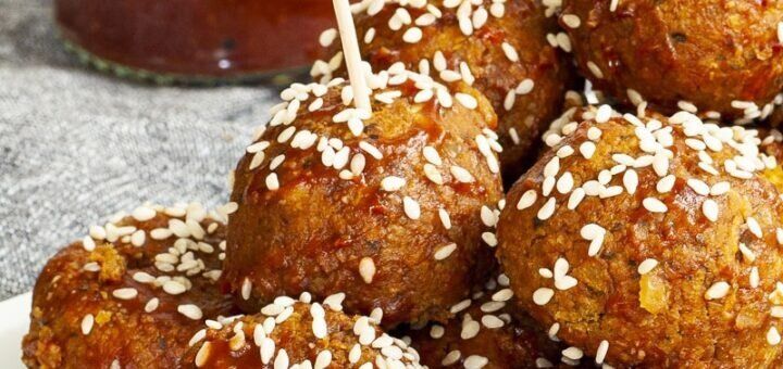 Фрикадельки из нута и риса