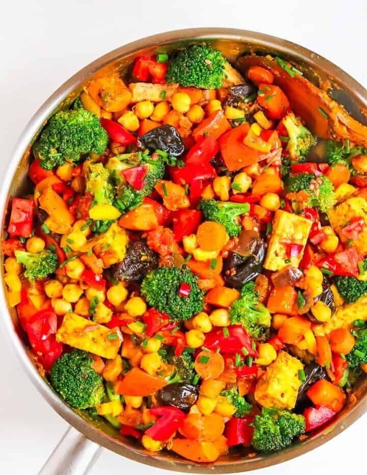 Сабджи с тыквой и брокколи