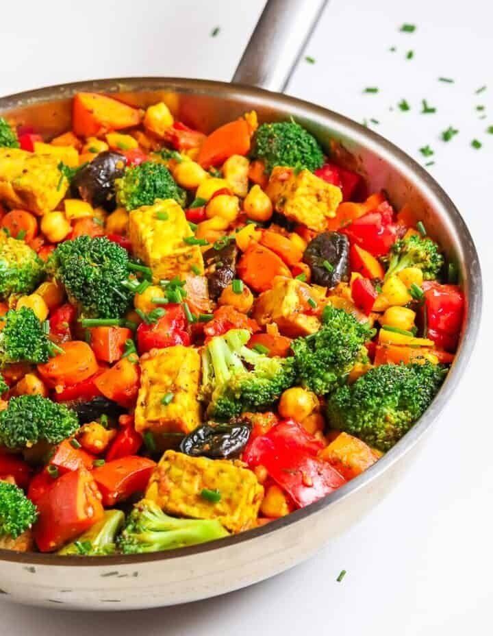 Сабджи с тыквой и брокколи