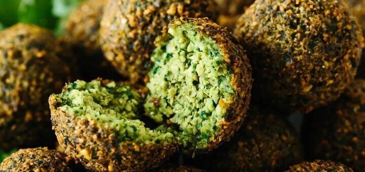 Фалафель с зеленью