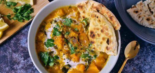 Сливочный чечевичный дал с тыквой