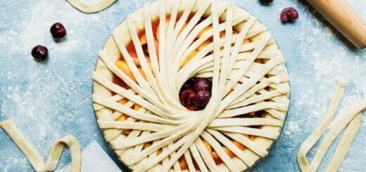 Пирог с персиками